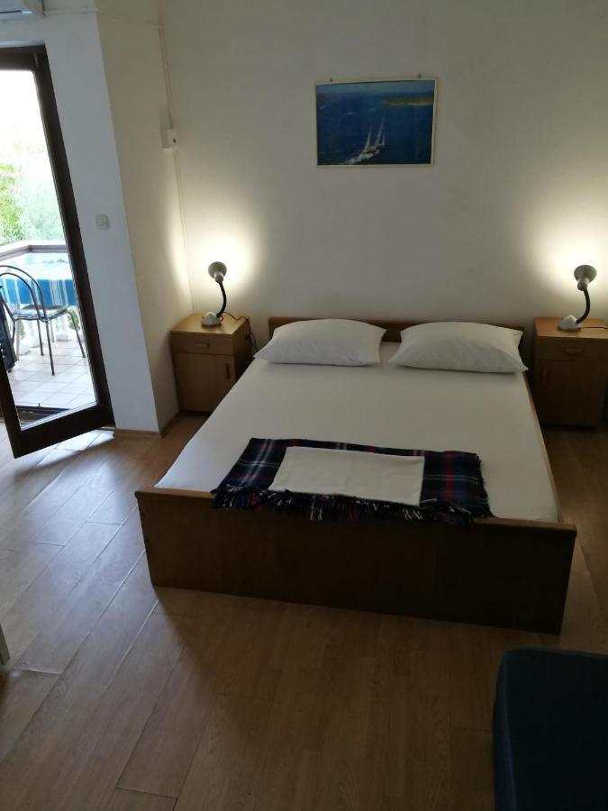Apartments Mint Povljana - 50M From Sandy Beach Exterior foto