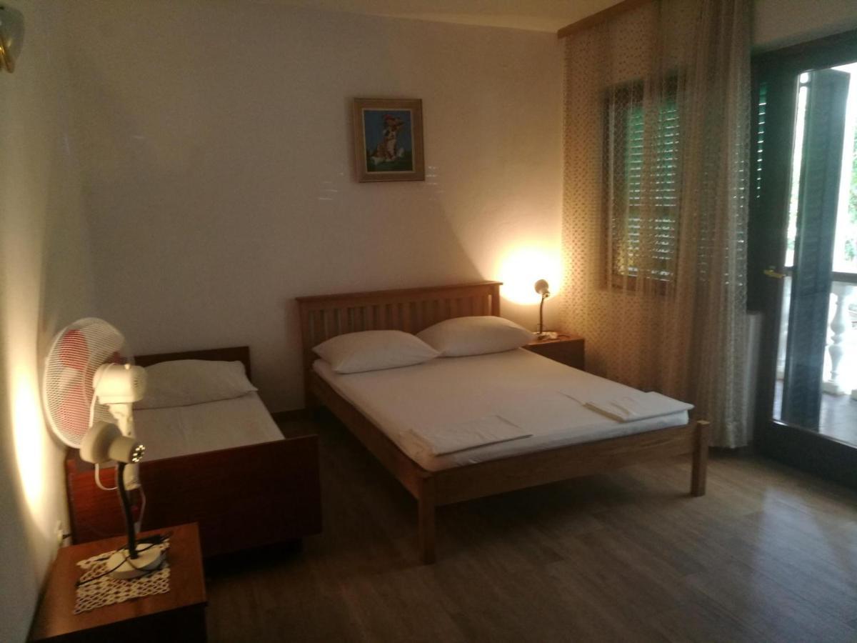 Apartments Mint Povljana - 50M From Sandy Beach Exterior foto