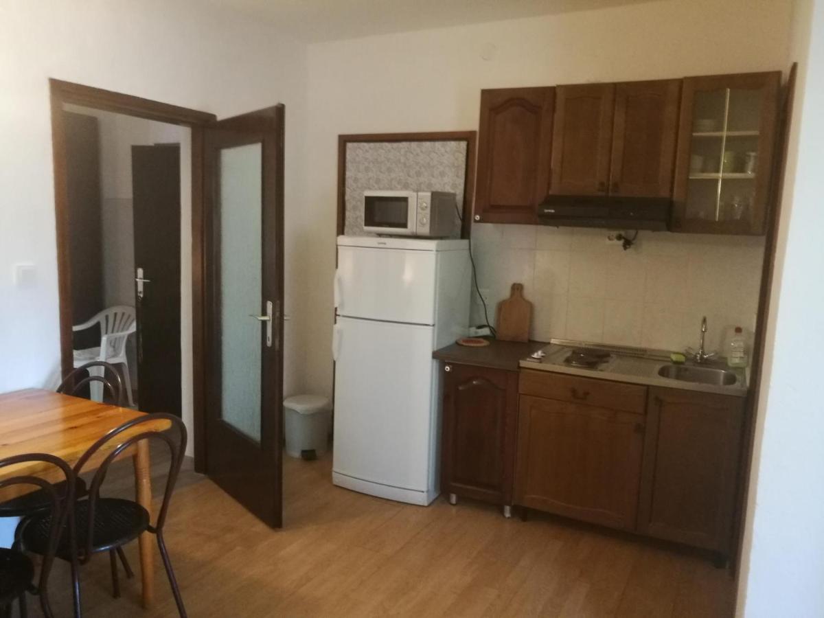 Apartments Mint Povljana - 50M From Sandy Beach Exterior foto
